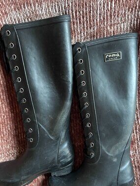 ROMA TALL LACE UP MATTE BLACK RUBBER RAIN BOOT WELLIES 8 WATERPROOF DURABLE WARM